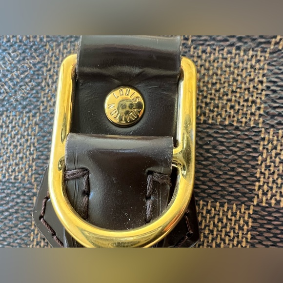 Louis Vuitton Alma PM handbag - Picture 5 of 8